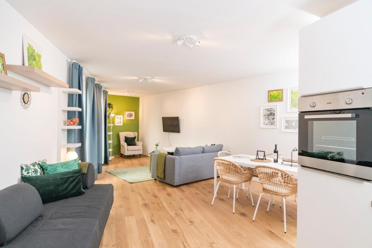 Zum Grazer Uhrturm Apartment Екстериор снимка