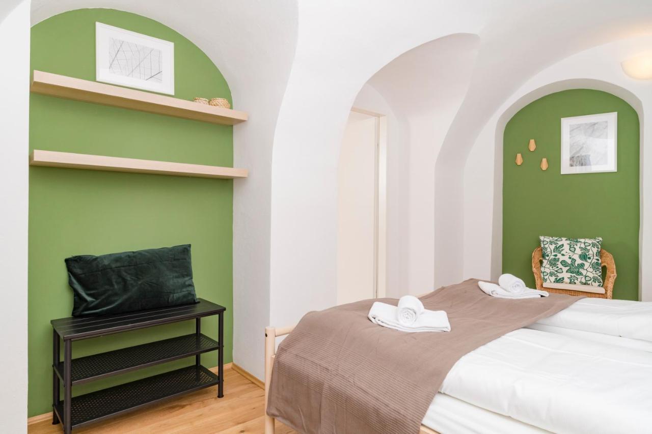 Zum Grazer Uhrturm Apartment Екстериор снимка